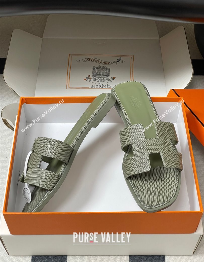 Hermes Oran Classic Flat Slides Sandal in Lizard Embossed Calfskin Khaki 2025 H081803 (MD-250819070)