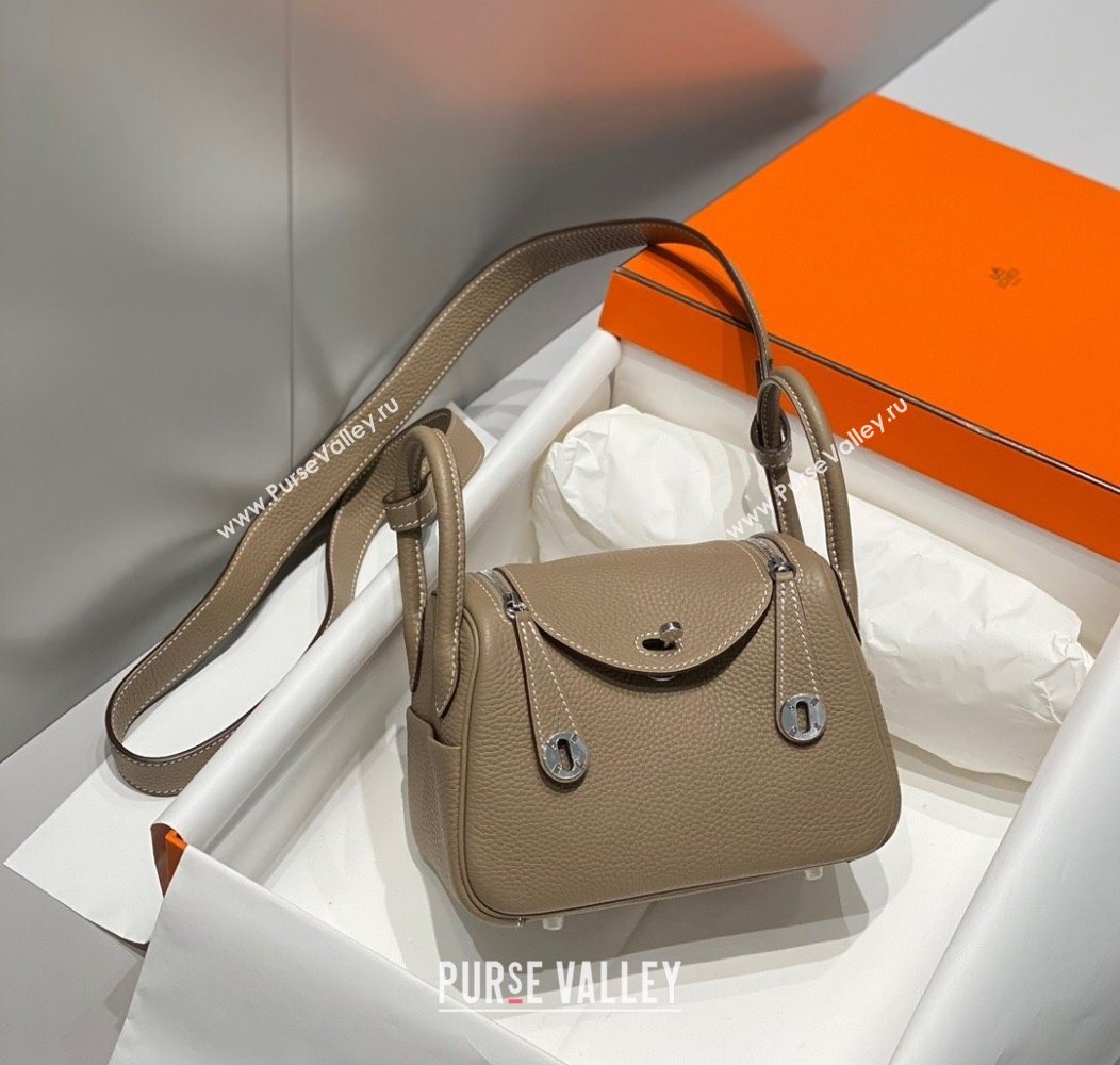 Hermes Lindy Mini Bag 19cm in Litchee-Grainy Togo Calfskin Leather Dove Grey/Silver 2025 (FL-251008028)