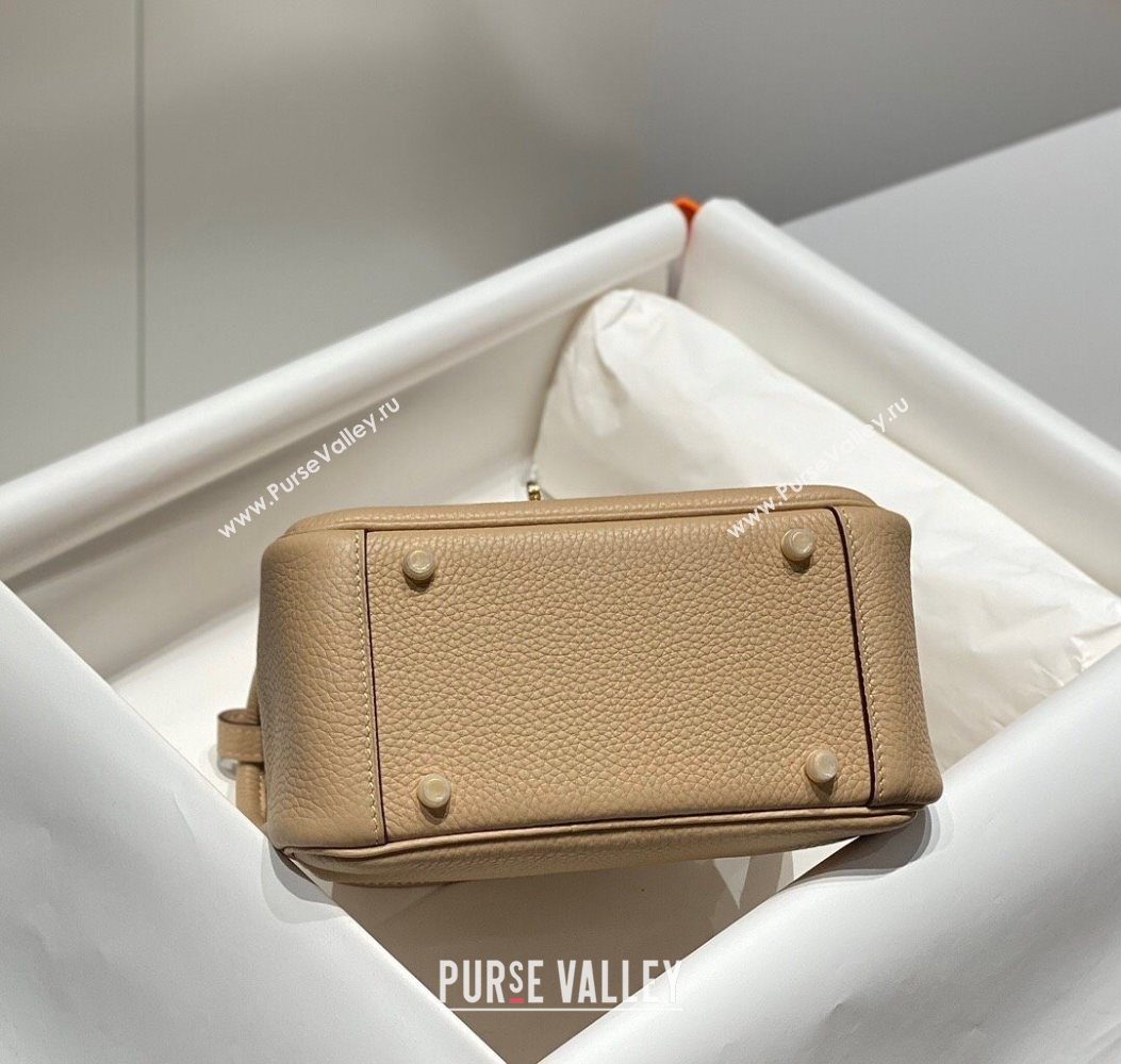 Hermes Lindy Mini Bag 19cm in Litchee-Grainy Togo Calfskin Leather Trench Beige/Gold 2025 (FL-251008027)