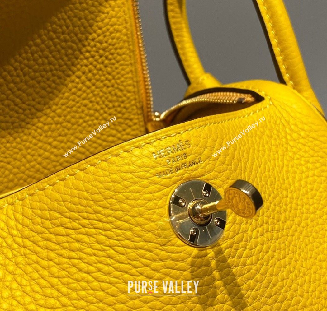Hermes Lindy Mini Bag 19cm in Litchee-Grainy Togo Calfskin Leather Amber Yellow 2025 (FL-251008034)