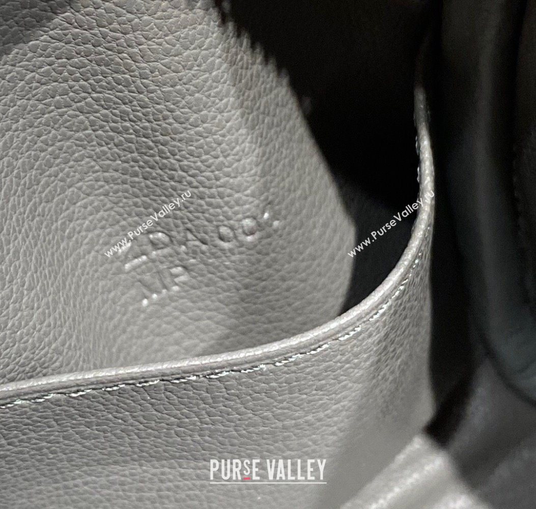 Hermes Lindy Mini Bag 19cm in Togo Calfskin Leather Cloud Grey 2025 (FL-251008042)