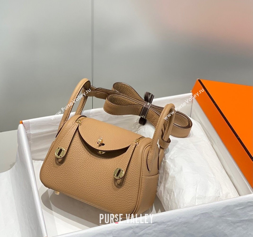 Hermes Lindy Mini Bag 19cm in Togo Calfskin Leather Milk Tea Beige 2025 (FL-251008043)