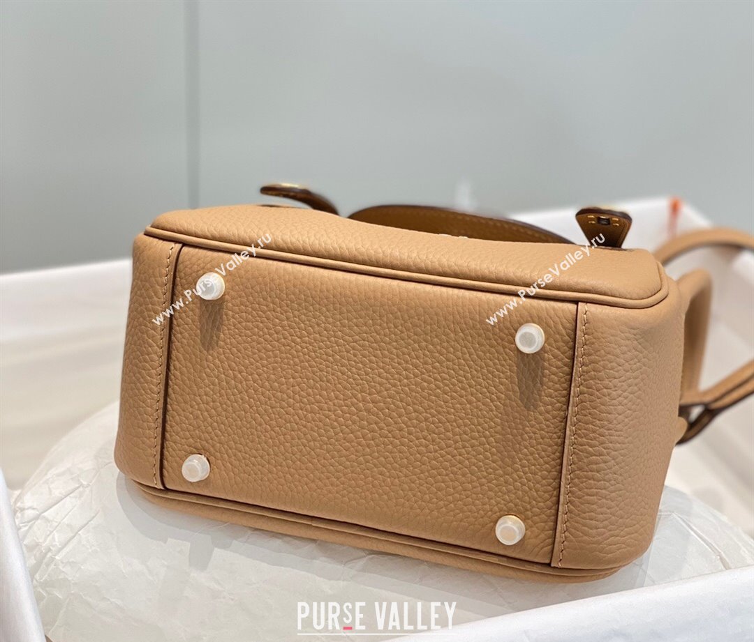 Hermes Lindy Mini Bag 19cm in Togo Calfskin Leather Milk Tea Beige 2025 (FL-251008043)