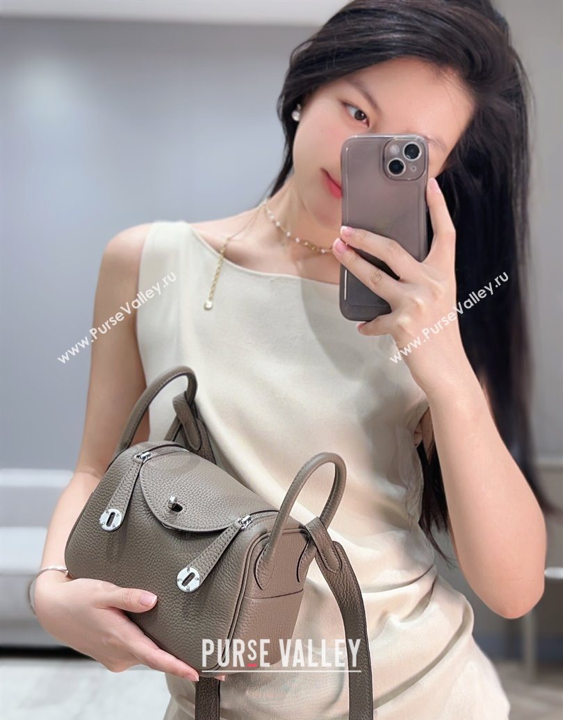 Hermes Lindy Mini Bag 19cm in Litchee-Grainy Clemence Calfskin Leather Asphalt Grey/Silver 2025 (FL-251008022)