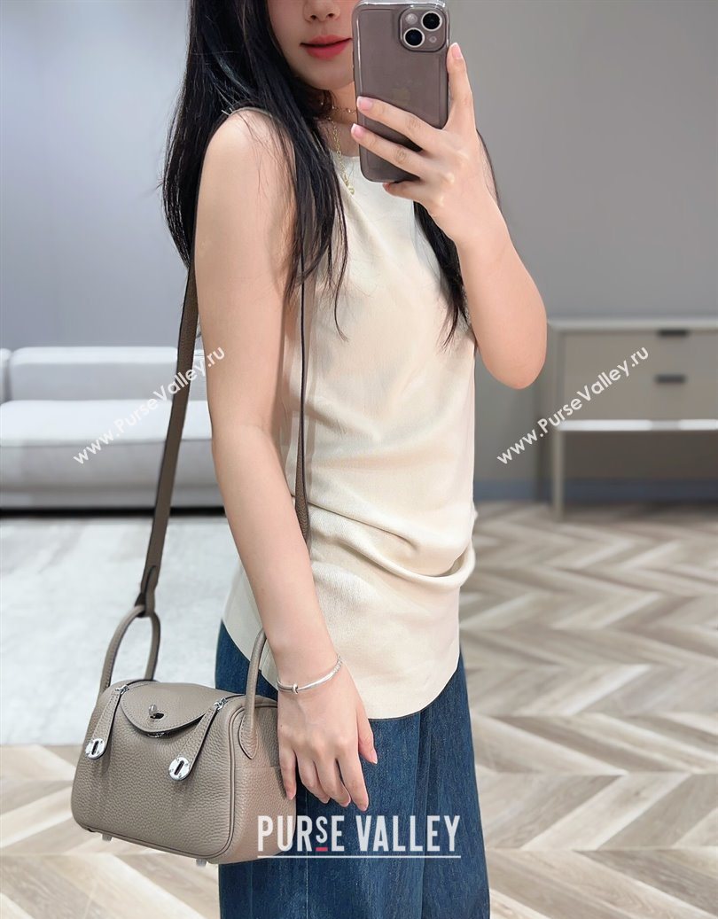 Hermes Lindy Mini Bag 19cm in Litchee-Grainy Clemence Calfskin Leather Asphalt Grey/Silver 2025 (FL-251008022)