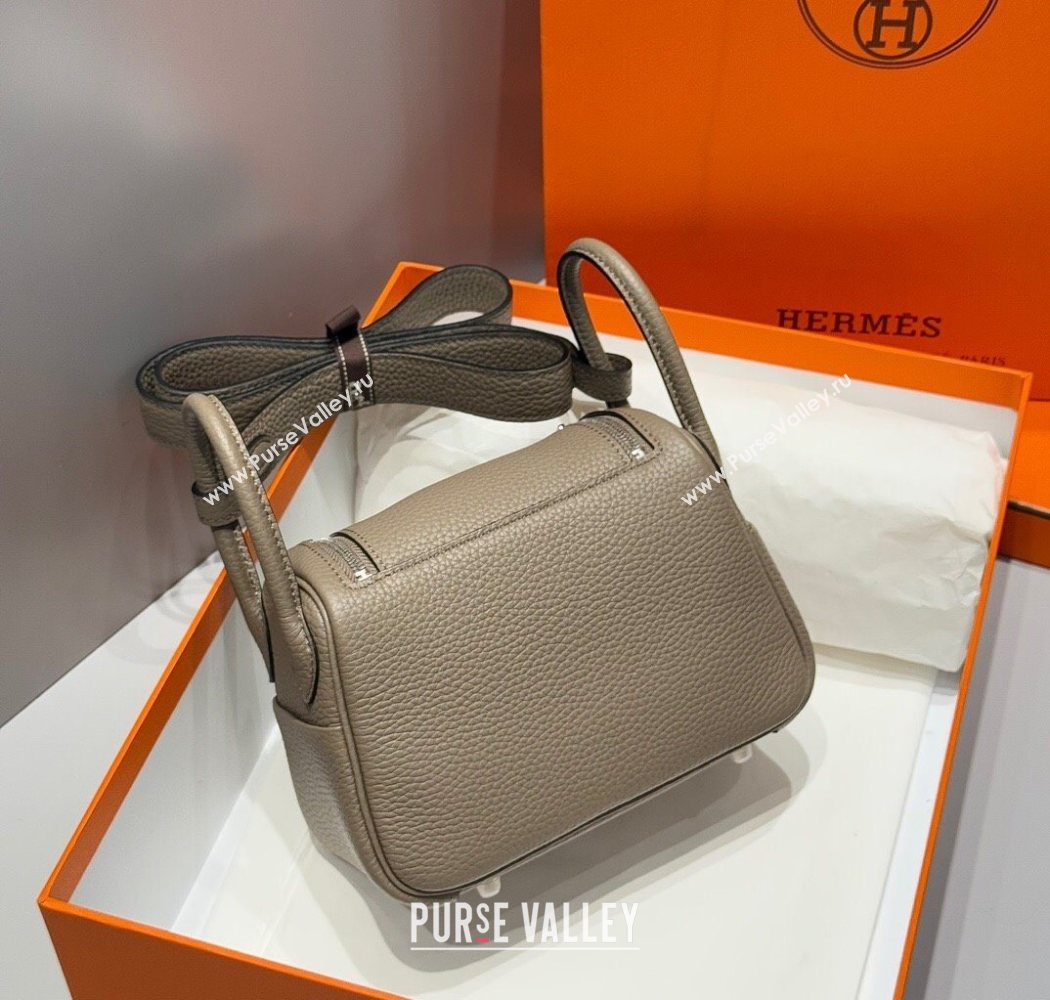 Hermes Lindy Mini Bag 19cm in Litchee-Grainy Clemence Calfskin Leather Asphalt Grey/Silver 2025 (FL-251008022)