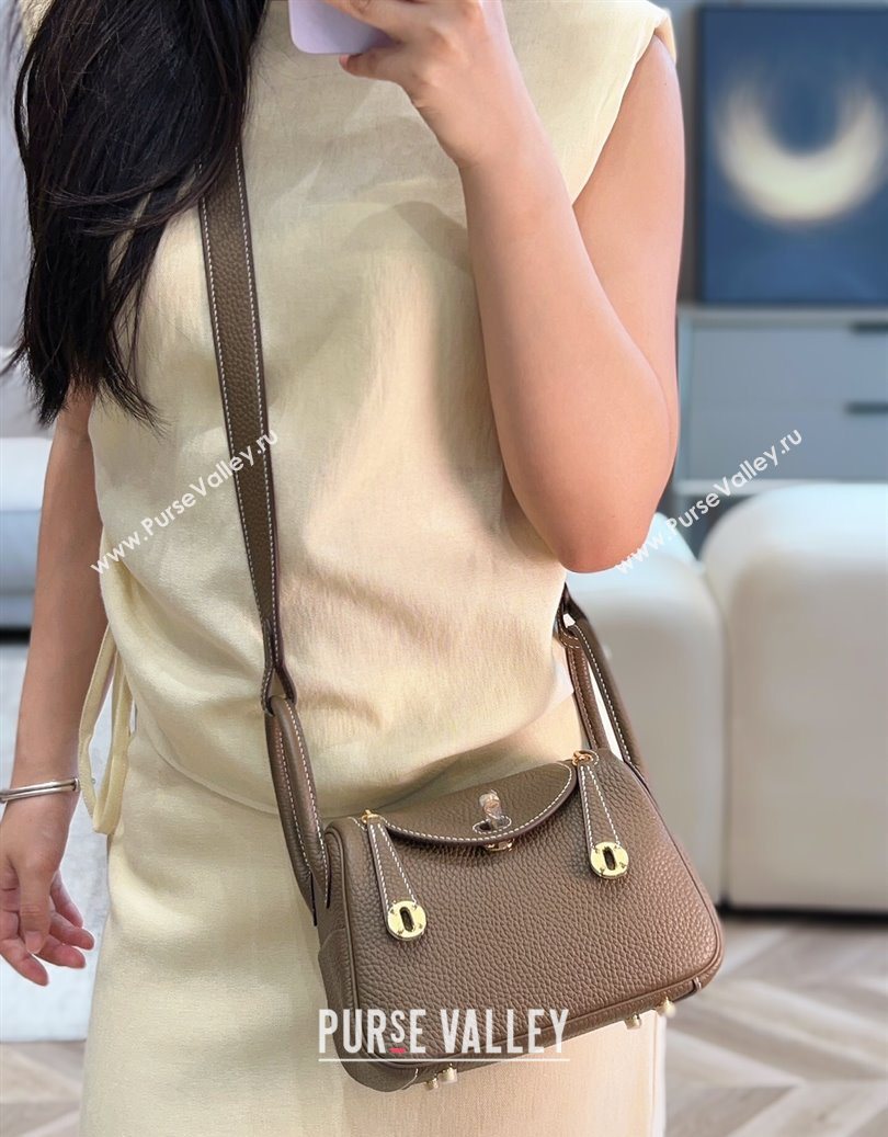 Hermes Lindy Mini Bag 19cm in Litchee-Grainy Clemence Calfskin Leather Elephant Grey/Gold 2025 (FL-251008023)