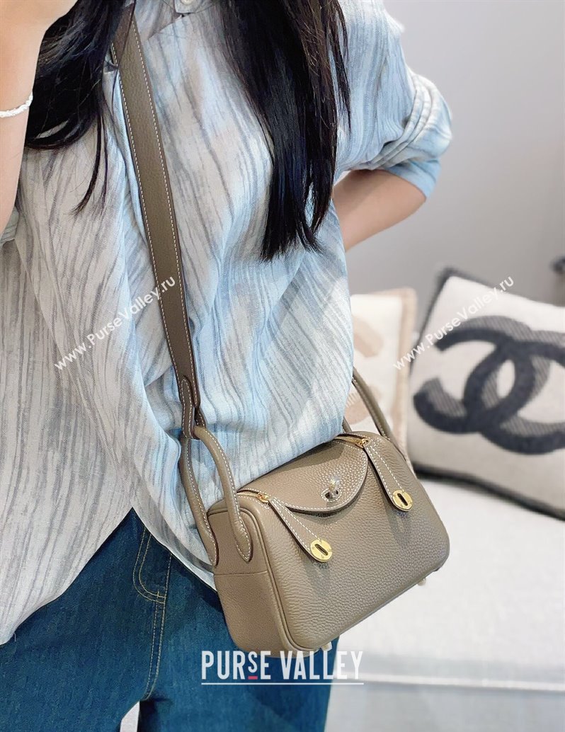 Hermes Lindy Mini Bag 19cm in Litchee-Grainy Togo Calfskin Leather Elephant Grey/Gold 2025 (FL-251008024)