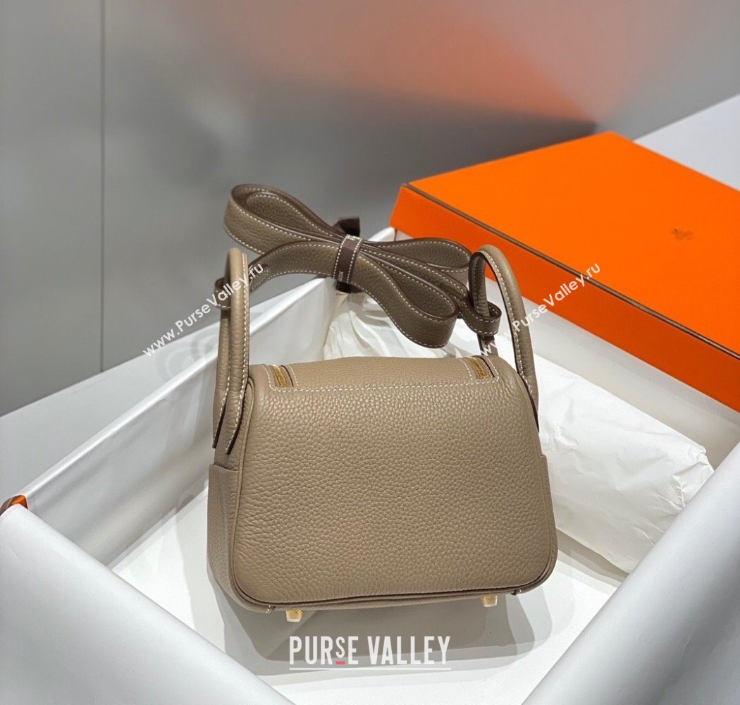 Hermes Lindy Mini Bag 19cm in Litchee-Grainy Togo Calfskin Leather Dove Grey/Gold 2025 (FL-251008026)