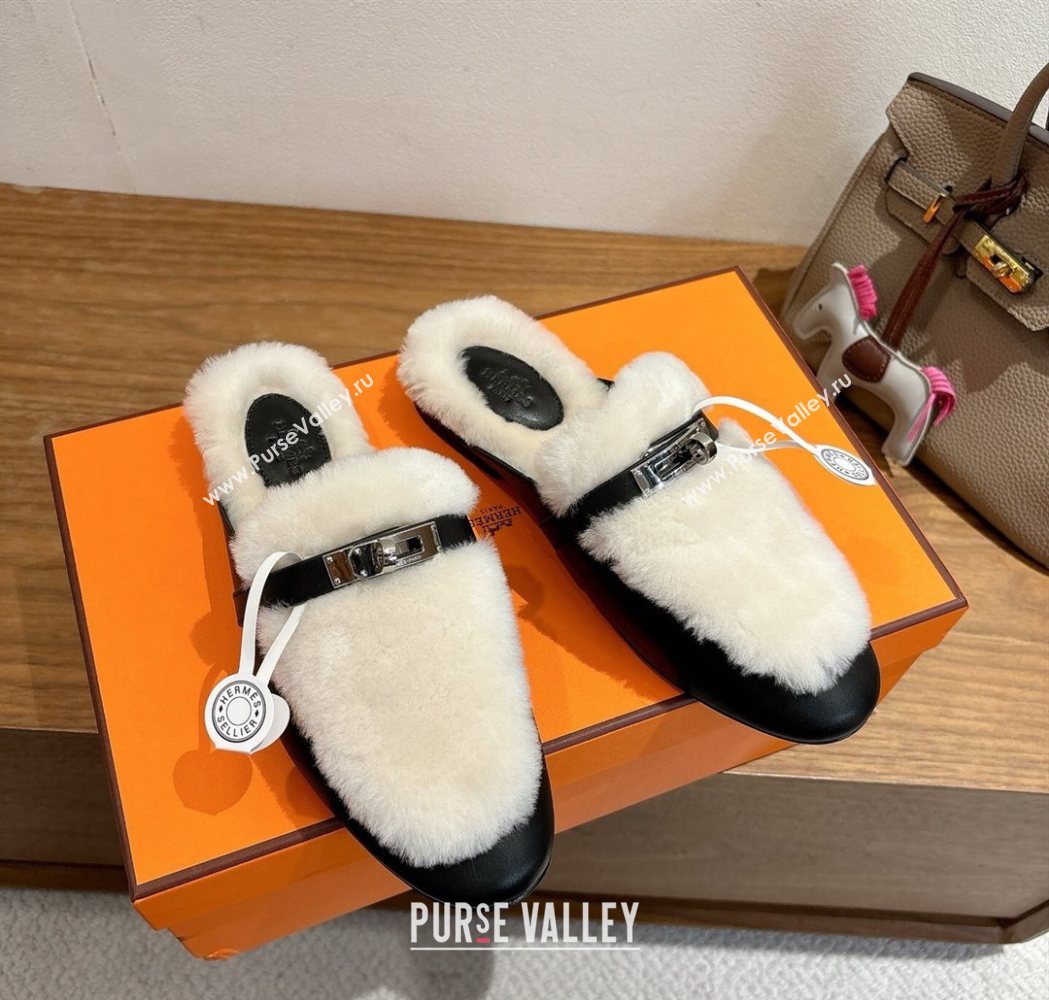 Hermes Oz Flat Loafers in Calfskin and Wool with Kelly Buckle Black 2025 1023 (XC-251023008)