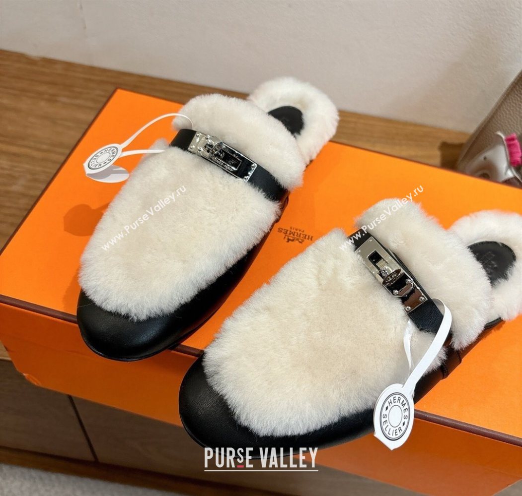 Hermes Oz Flat Loafers in Calfskin and Wool with Kelly Buckle Black 2025 1023 (XC-251023008)