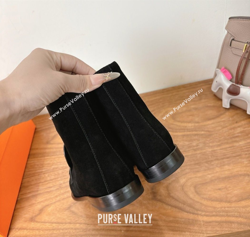 Hermes Kelsy Flat Ankle Boots in Suede with Kelly Buckle Strap Black 2025 (XC-251023051)