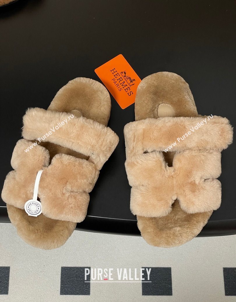 Hermes Chypre Flat Slides Sandal in Wool Beige 2025 H102306 (MD-251023111)