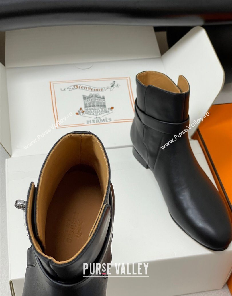 Hermes Neo Flat Ankle Boots in Calfskin Leather with Kelly Buckle Black 2025 (MD-251023180)