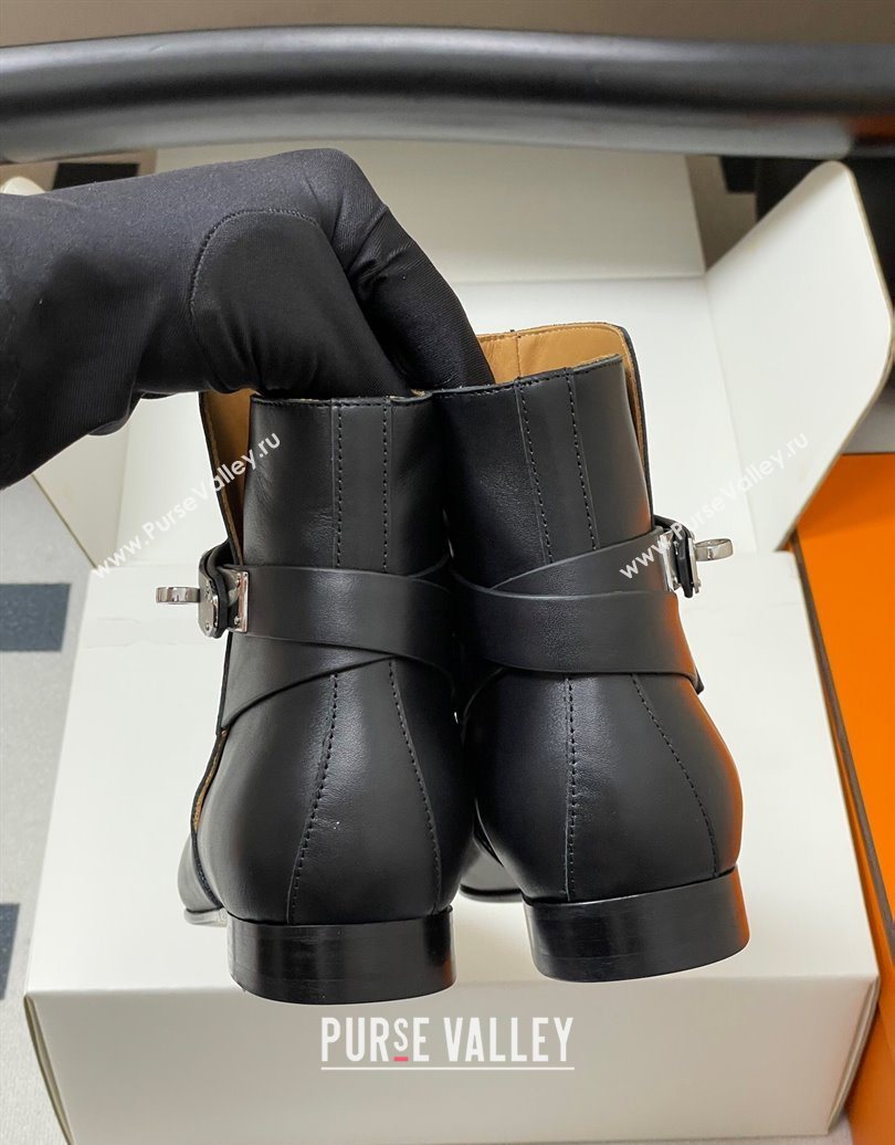 Hermes Neo Flat Ankle Boots in Calfskin Leather with Kelly Buckle Black 2025 (MD-251023180)