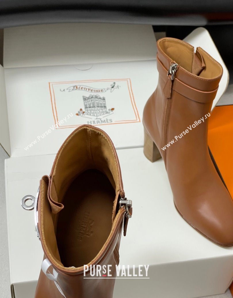 Hermes Saint Germain Heel Ankle Boots 7.5cm in Calfskin Leather with Kelly Buckle Brown 2025 (MD-251023184)