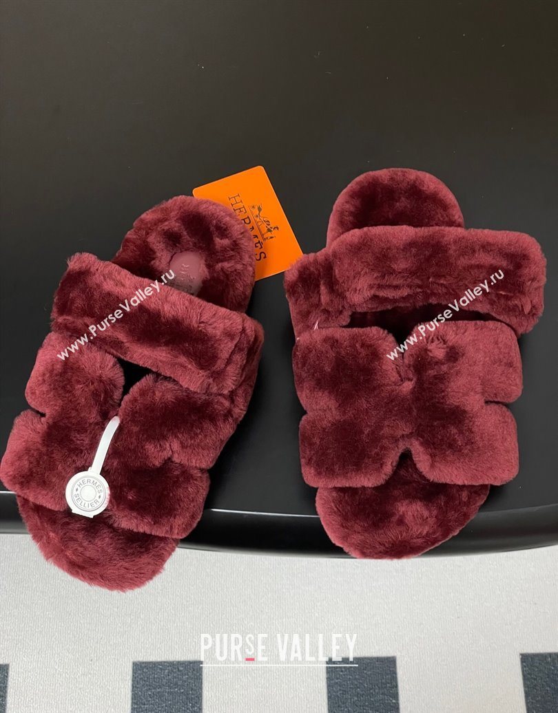 Hermes Chypre Flat Slides Sandal in Wool Burgundy 2025 H102306 (MD-251023115)