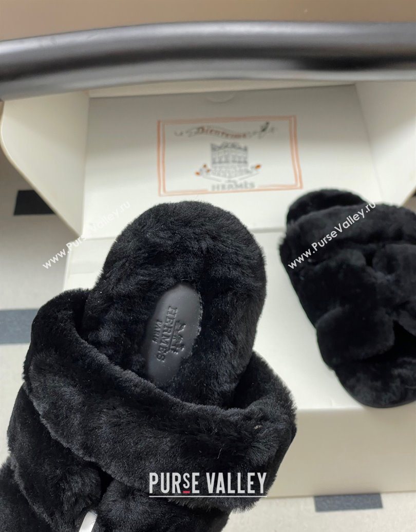 Hermes Chypre Flat Slides Sandal in Wool Black 2025 H102306 (MD-251023110)