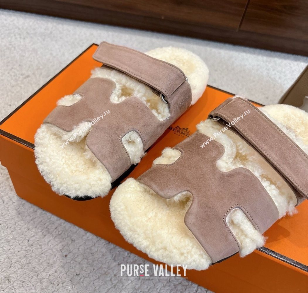 Hermes Chypre Flat Slides Sandal in Suede and Shearling Grey 2025 H102307 (MD-251023118)