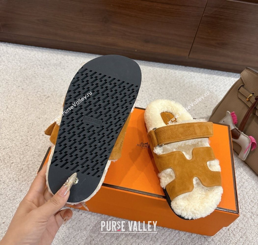 Hermes Chypre Flat Slides Sandal in Suede and Shearling Brown Yellow 2025 H102307 (MD-251023119)