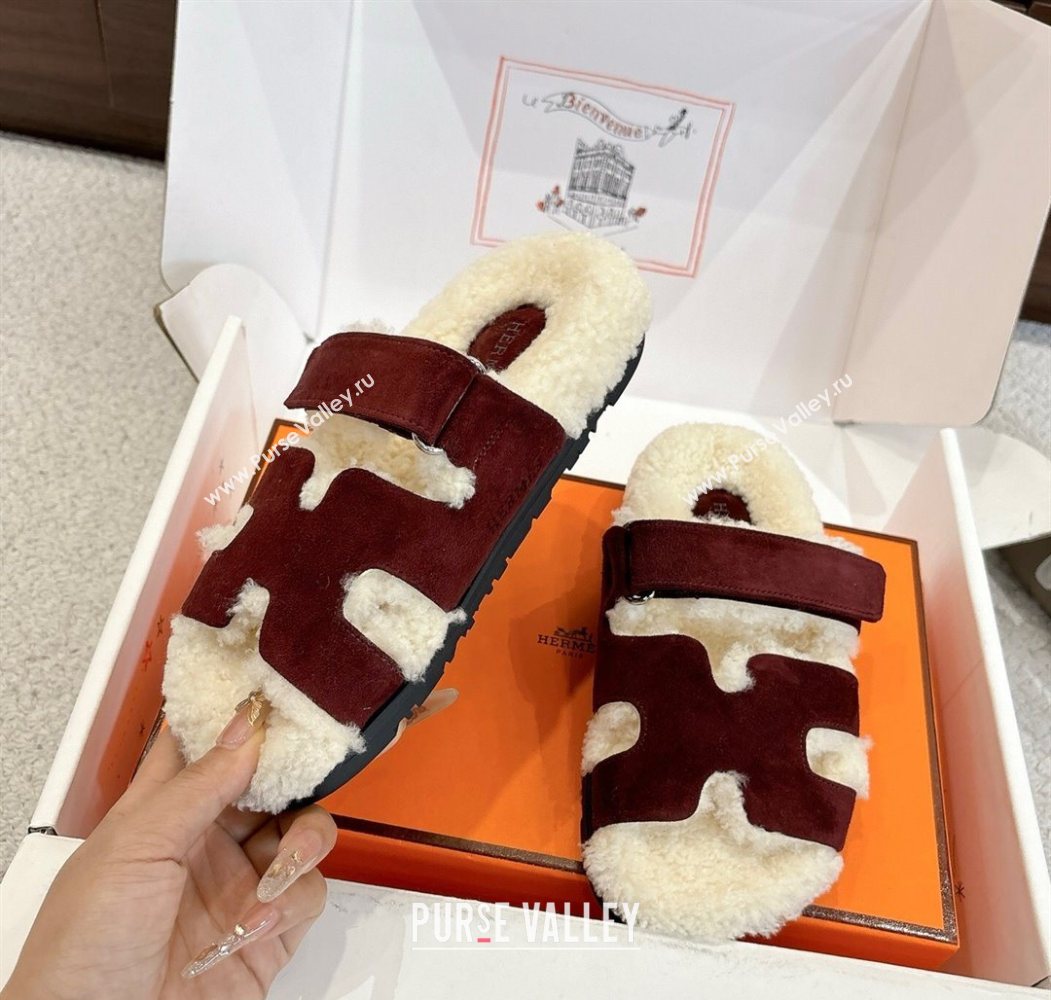 Hermes Chypre Flat Slides Sandal in Suede and Shearling Burgundy 2025 H102307 (MD-251023120)