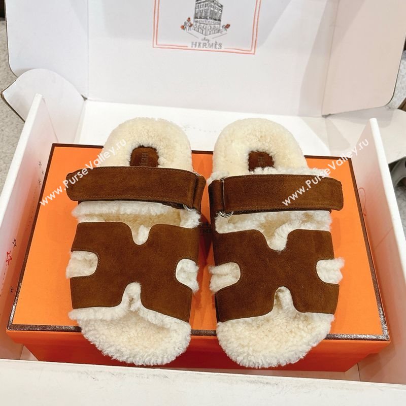 Hermes Chypre Flat Slides Sandal in Suede and Shearling Dark Brown 2025 H102307 (MD-251023121)