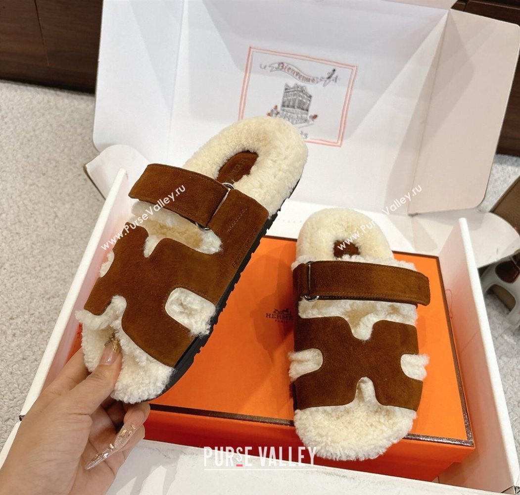 Hermes Chypre Flat Slides Sandal in Suede and Shearling Dark Brown 2025 H102307 (MD-251023121)
