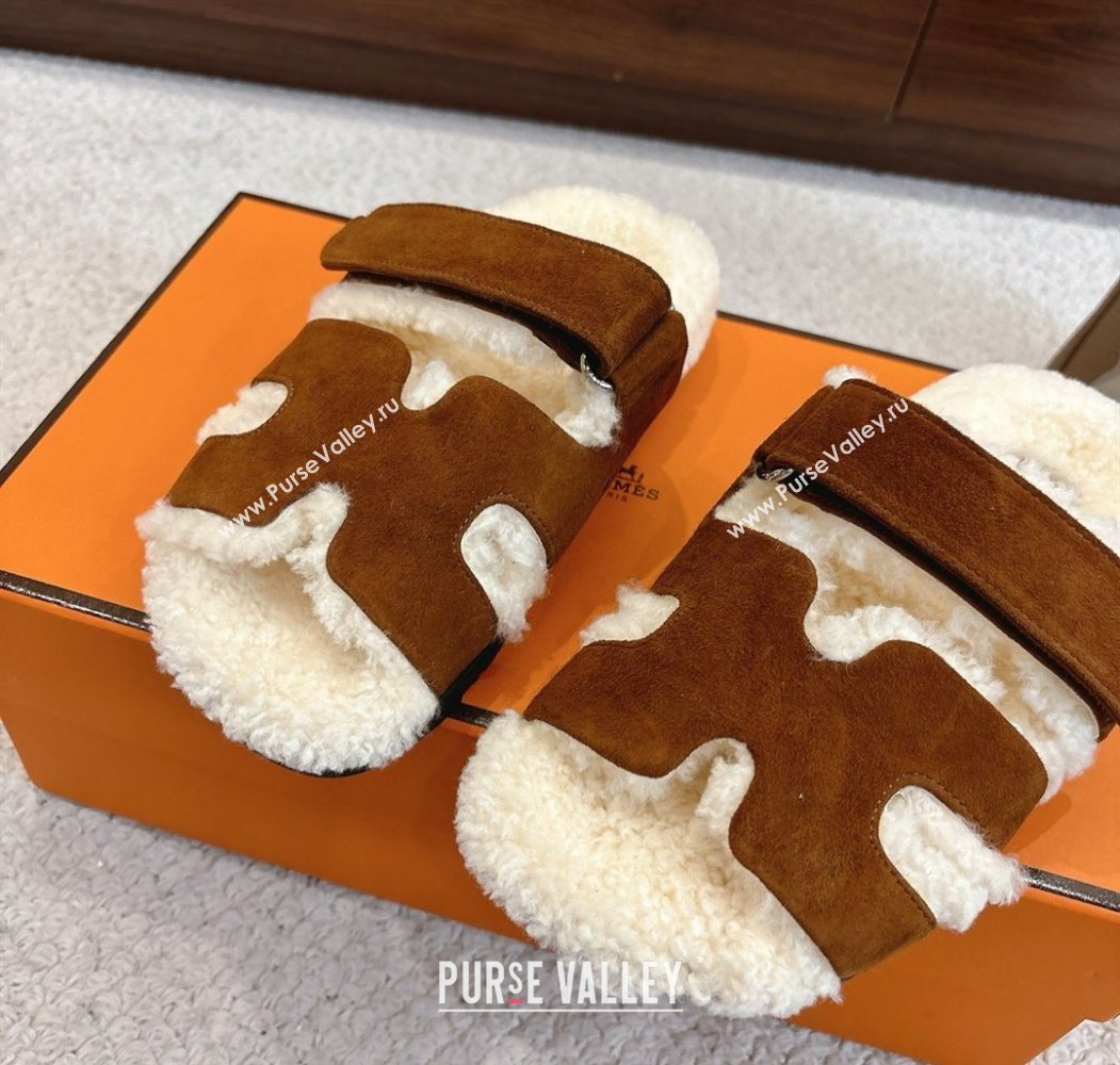 Hermes Chypre Flat Slides Sandal in Suede and Shearling Dark Brown 2025 H102307 (MD-251023121)