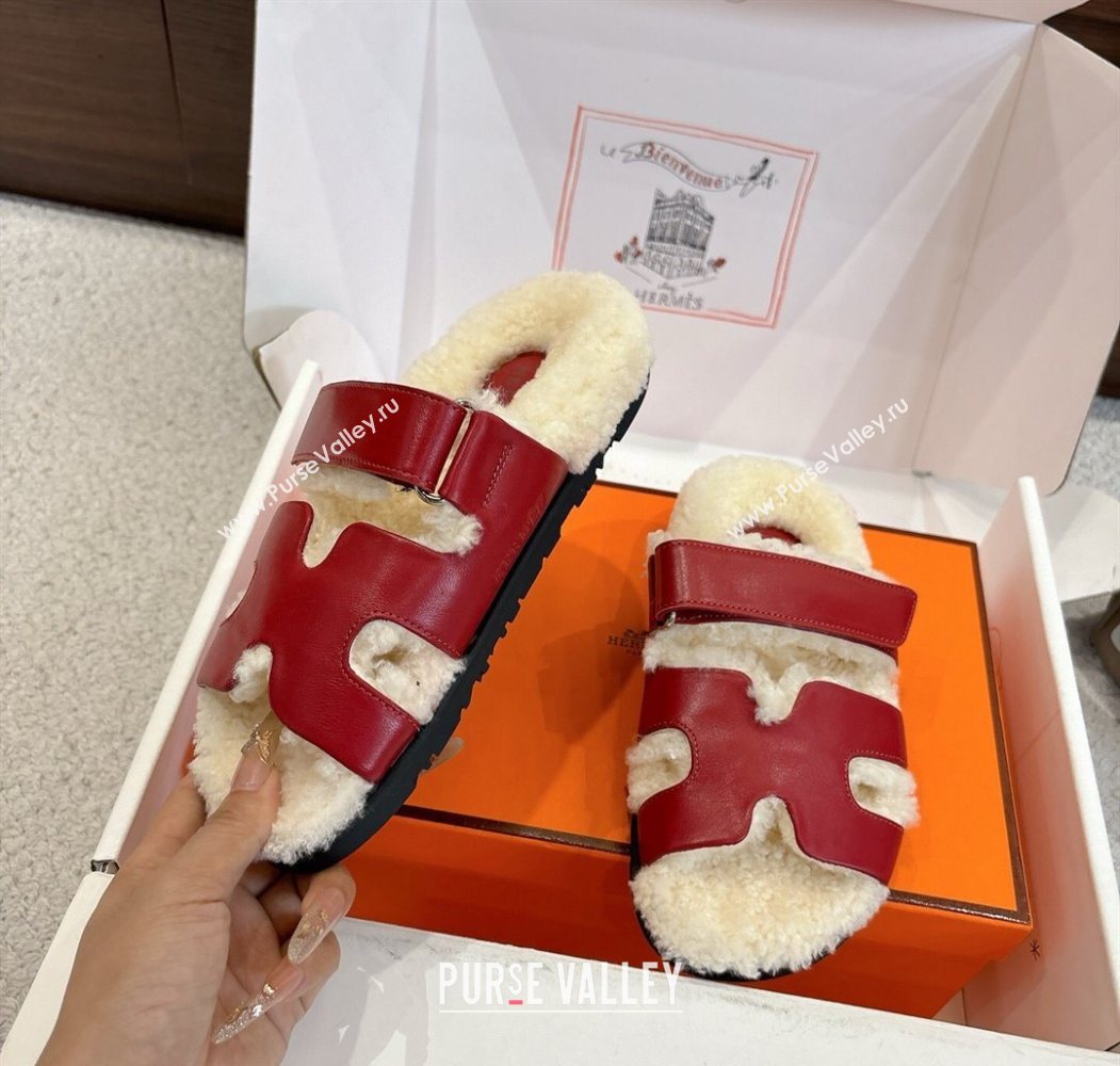 Hermes Chypre Flat Slides Sandal in Calfskin Leather and Shearling Red 2025 H102307 (MD-251023123)