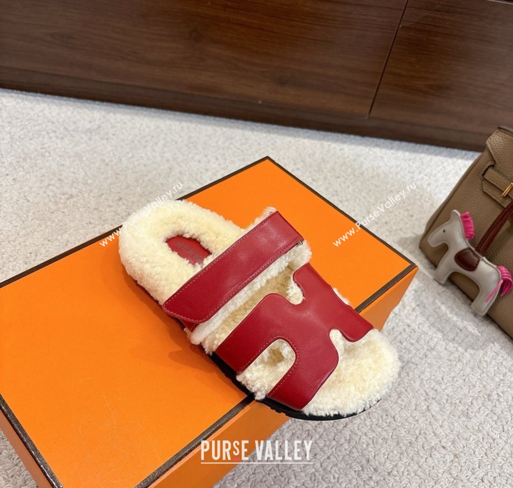Hermes Chypre Flat Slides Sandal in Calfskin Leather and Shearling Red 2025 H102307 (MD-251023123)