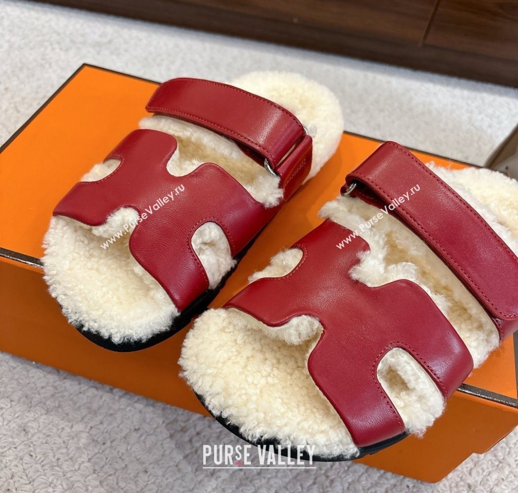 Hermes Chypre Flat Slides Sandal in Calfskin Leather and Shearling Red 2025 H102307 (MD-251023123)