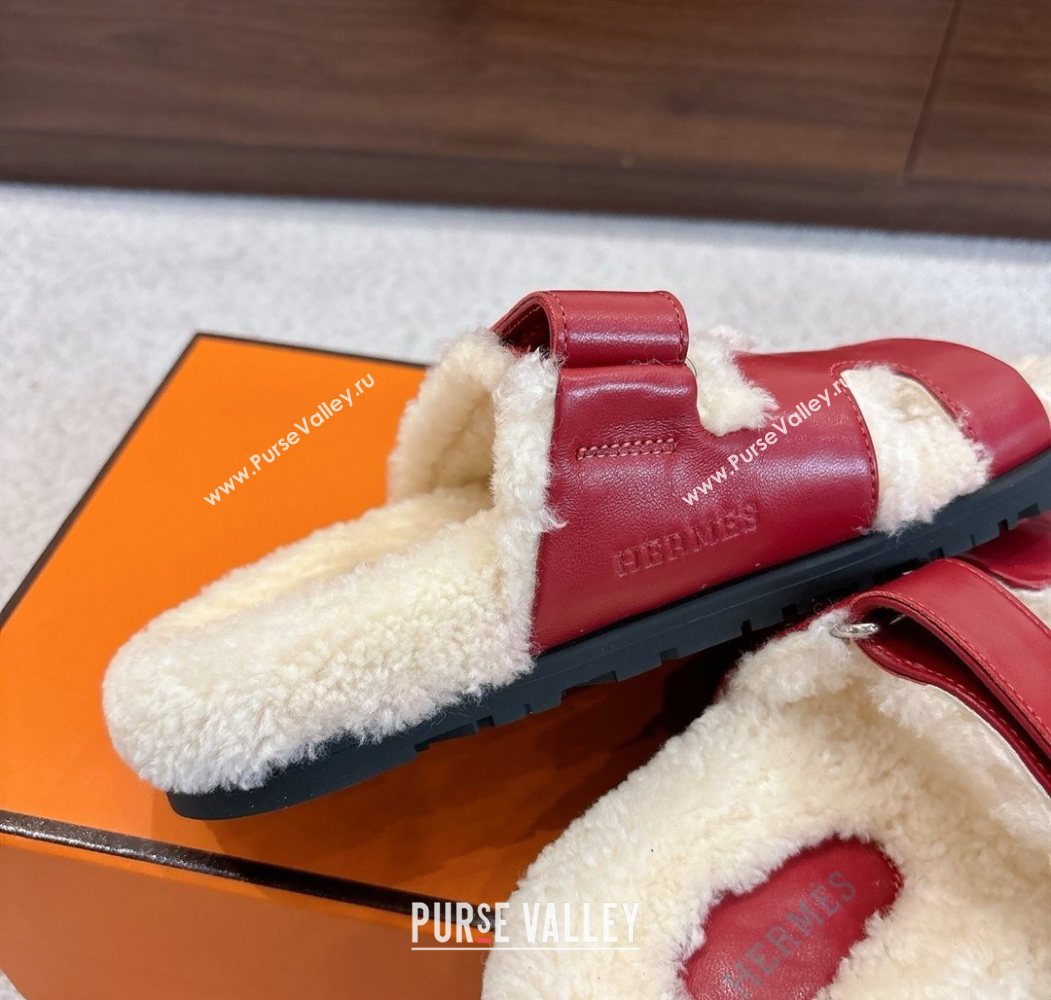 Hermes Chypre Flat Slides Sandal in Calfskin Leather and Shearling Red 2025 H102307 (MD-251023123)