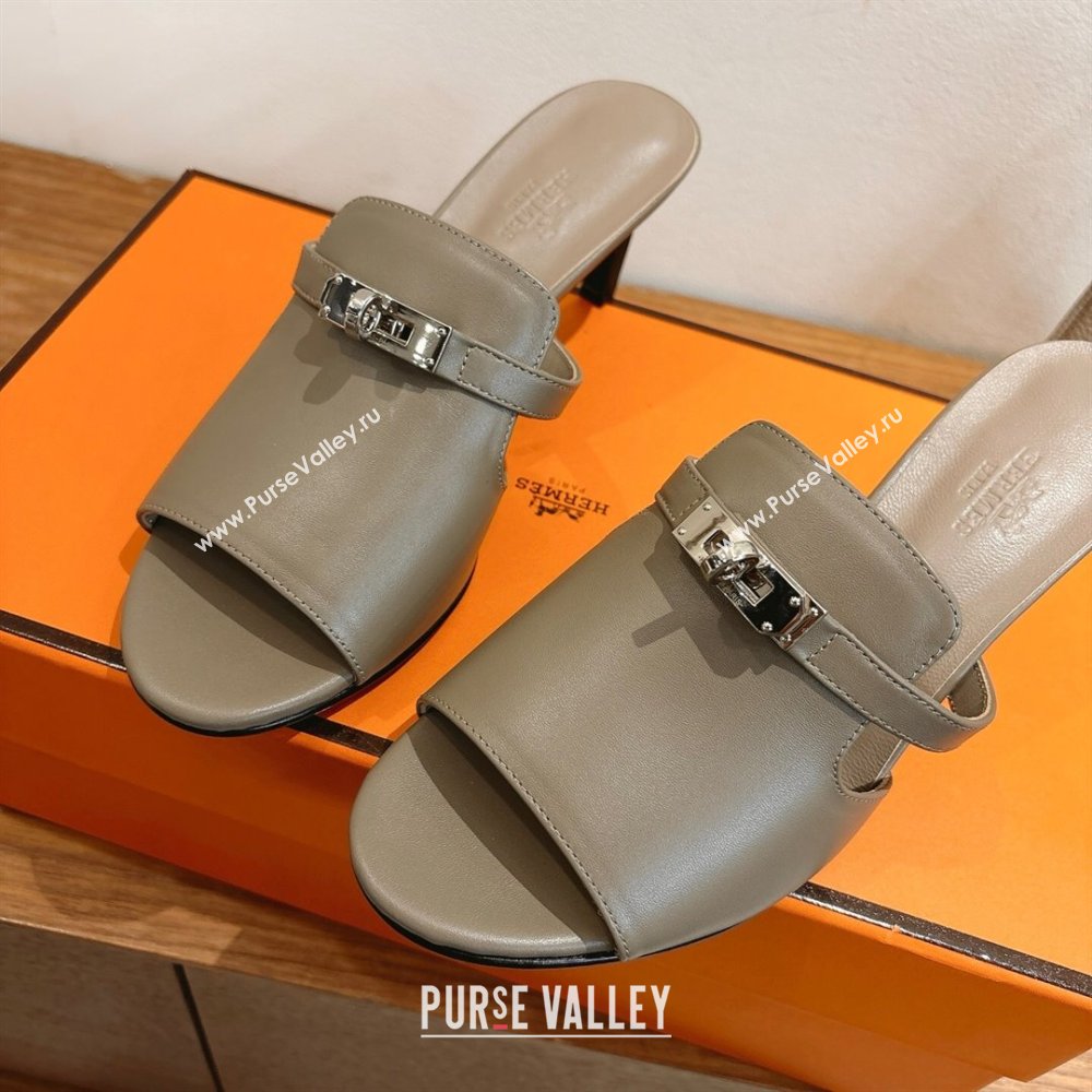 Hermes Kelly Strap Medium Heel Slides Sandal in Calfskin Leather Grey2 2025 HS122201 (XC-251222110)