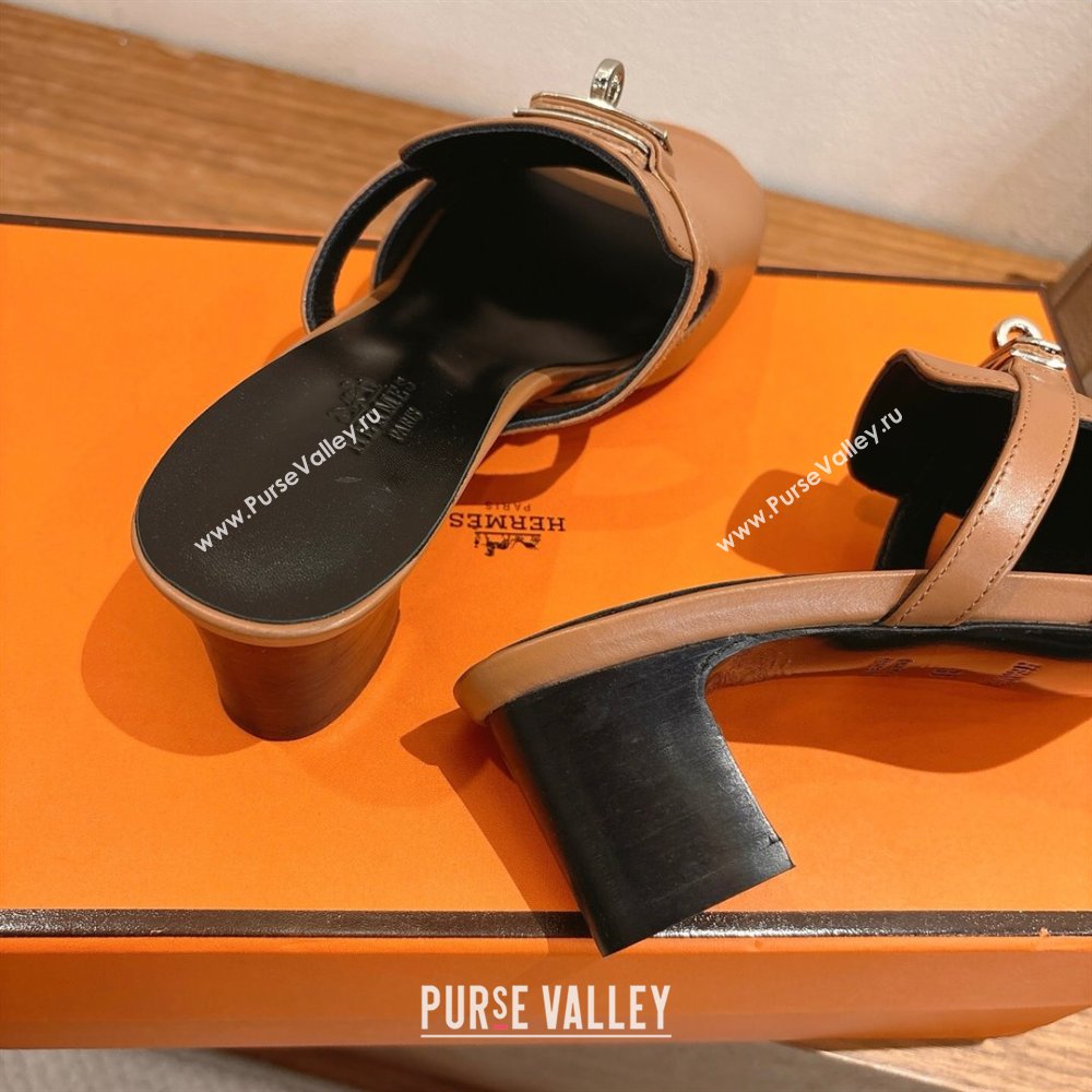 Hermes Kelly Strap Low Heel Slides Sandal in Calfskin Leather Brown/Black 2025 HS122201 (XC-251222121)