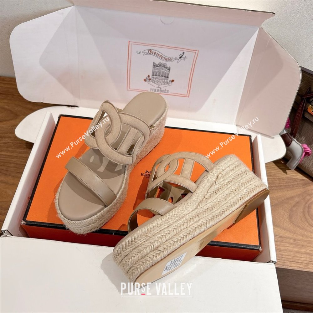 Hermes Lipari Wedge Slides Sandal in Suede and Leather Beige 2025 1222 (MD-251222090)
