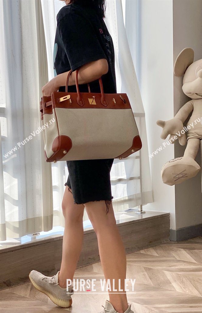 Hermes Birkin 35cm Bag in Canvas and Swift Calfskin Leather Brown/Gold 2026 (FL-260131022)