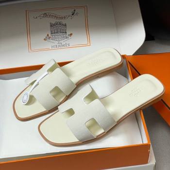 Hermes Oran Classic Flat Slides Sandal in Jacquard Fabric White 2026 0304 (MD-260304093)