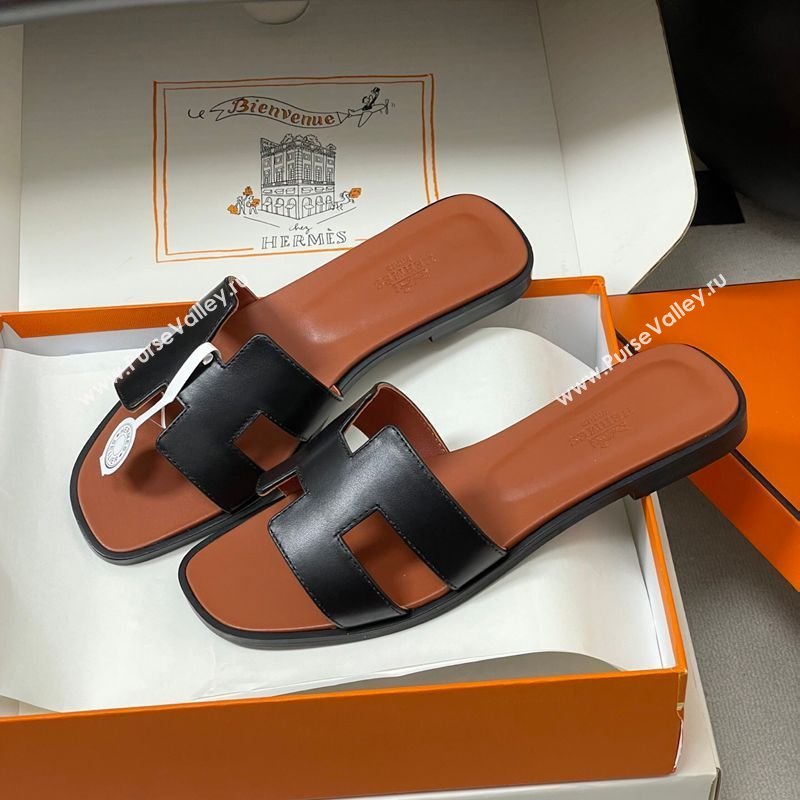 Hermes Oran Classic Flat Slides Sandal in Smooth Leather Black 2026 0304 (MD-260304106)