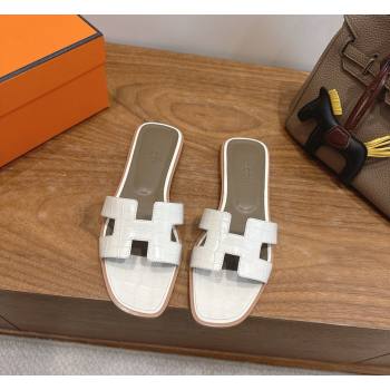 Hermes Oran Classic Flat Slides Sandal in Crocodile Embossed Leather White 15 2026 0304 (XC-260304065)