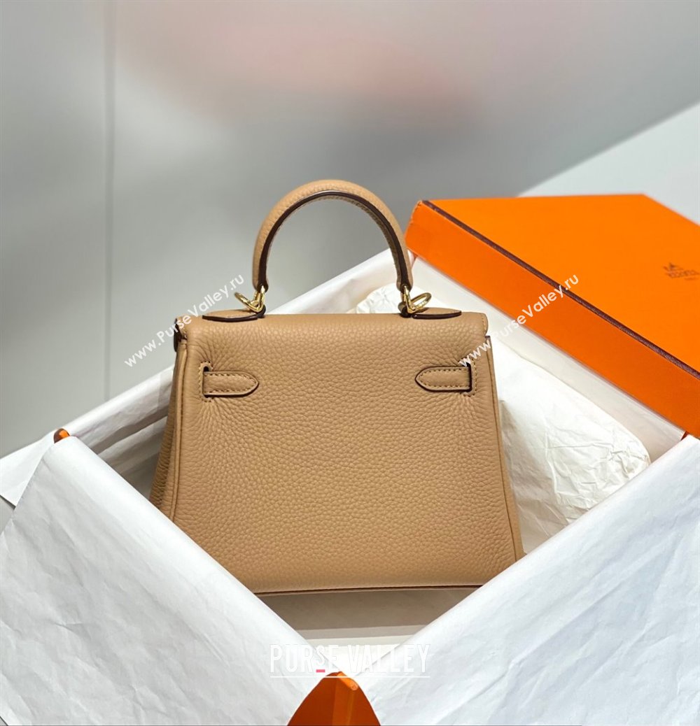 Hermes Kelly Mini Bag 20cm in Togo Calfskin Milky Tea Beige 2023 (FL-231021010)