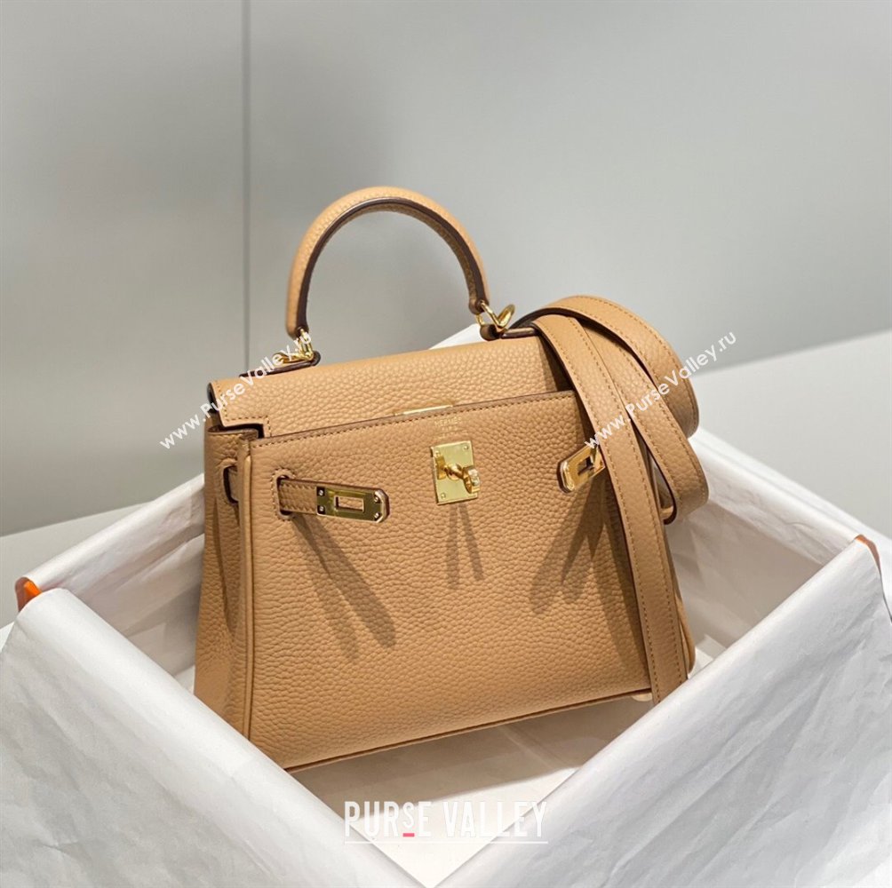 Hermes Kelly Mini Bag 20cm in Togo Calfskin Milky Tea Beige 2023 (FL-231021010)