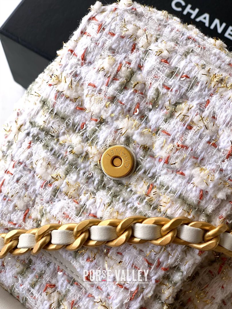 Chanel 25 Mini Hobo Handbag in Tweed Pink 2025 AS5631 (yezi-250812064)