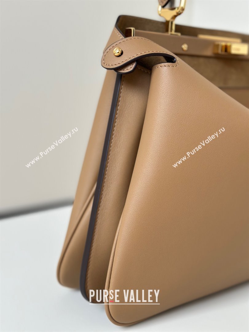 Fendi Peekaboo Soft Medium Bag in Cappuccino-coloured Leather Bag 80172 Beige 2024 Top (CL-24101902)