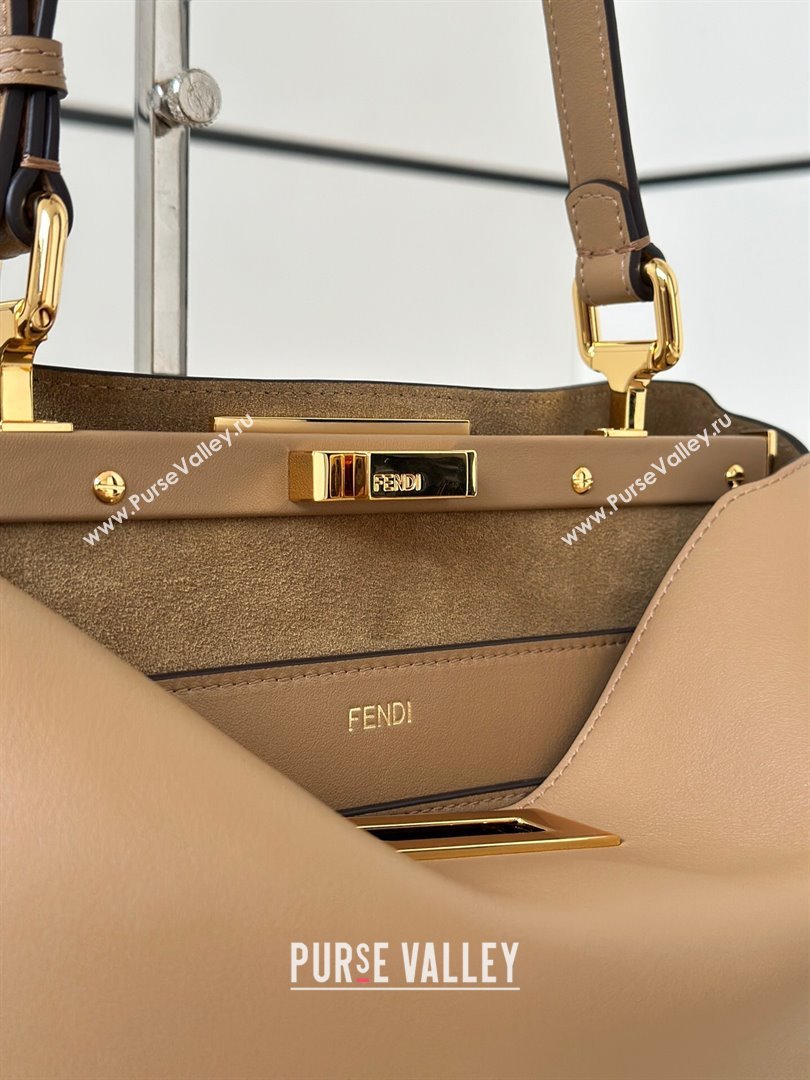 Fendi Peekaboo Soft Medium Bag in Cappuccino-coloured Leather Bag 80172 Beige 2024 Top (CL-24101902)