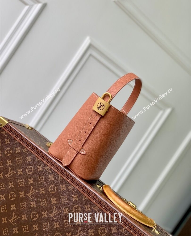 Louis Vuitton Low Key All In BB Bucket bag M14416 Brown 2025 (KI-250809064)