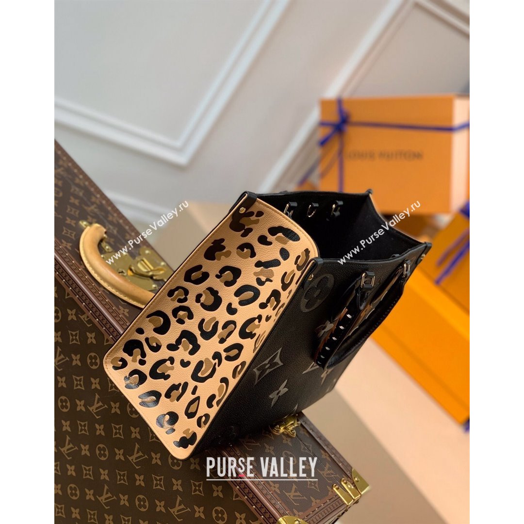 Chanel Lambskin Classic Flap bag in black  A01112 (shimao-21090206)