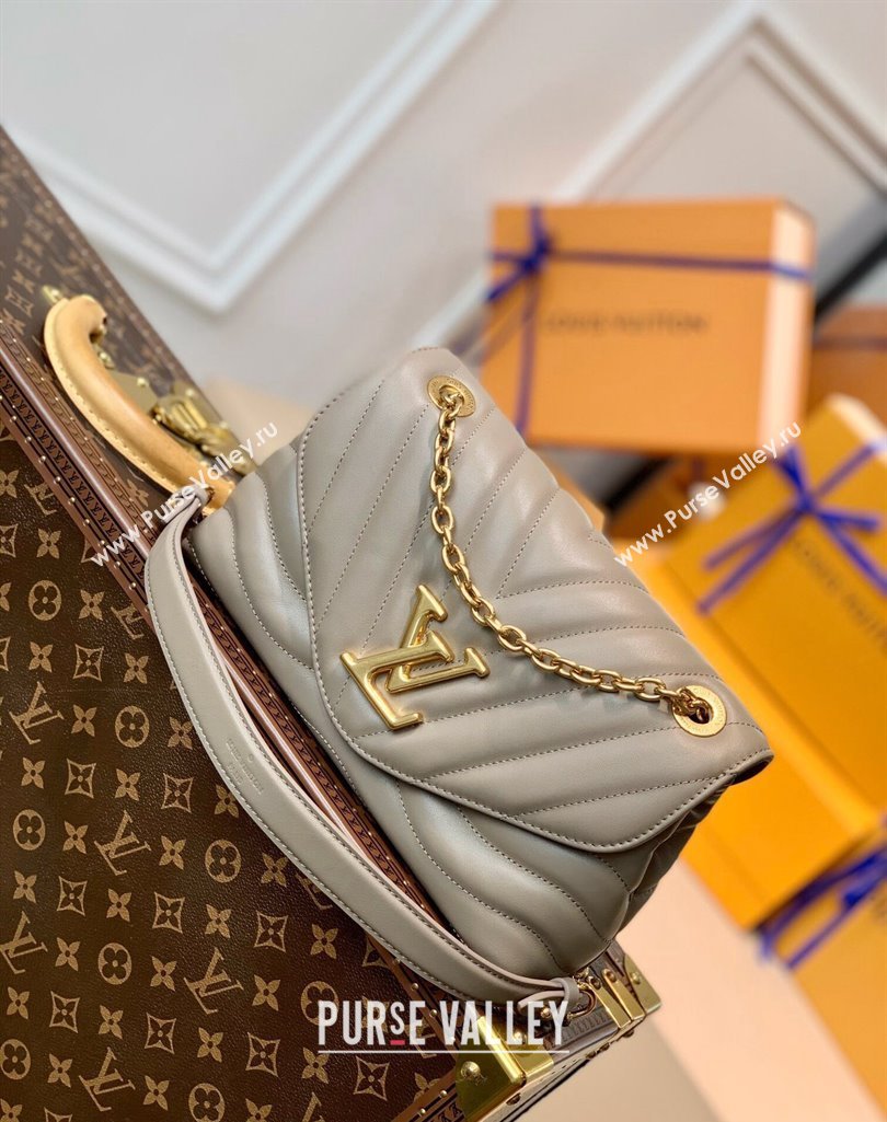 Louis Vuitton LV New Wave Chain Bag in Smooth Leather MM58550 Taupe Grey 2025 (KI-250212038)