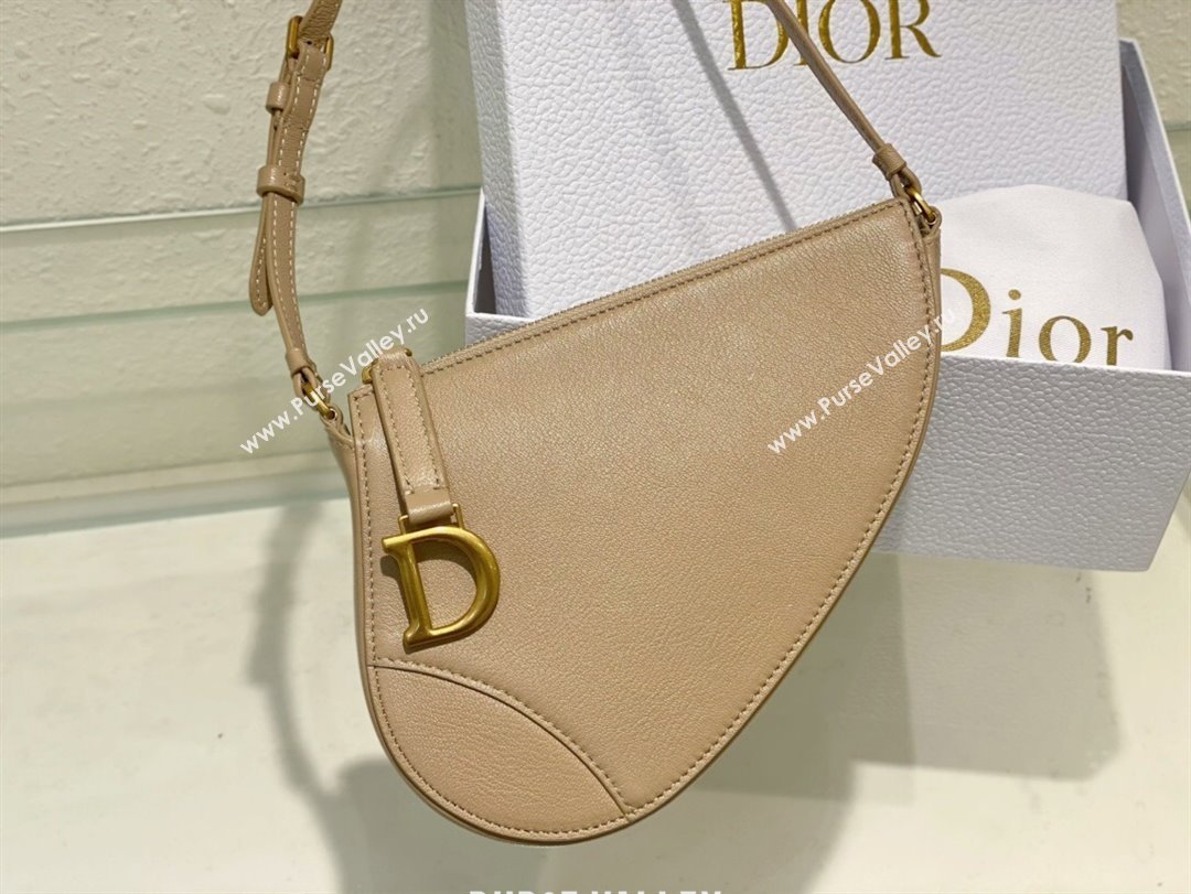 Dior Saddle Shoulder Pouch in Beige Goatskin 2024 (DMZ-24020237)