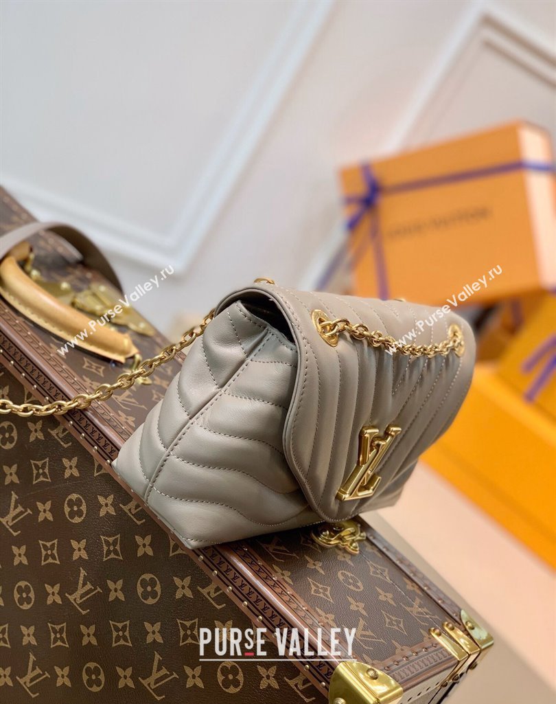 Louis Vuitton LV New Wave Chain Bag in Smooth Leather MM58550 Taupe Grey 2025 (KI-250212038)