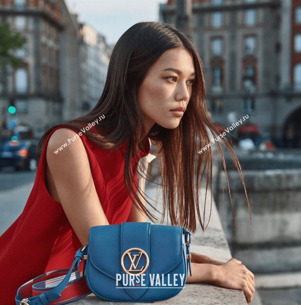 Louis Vuitton LV Pont 9 Soft PM Bag in Grained Calfskin M58964 Blue 2021 (KI-21101409)